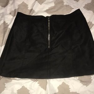 H&M Black Mini Skirt